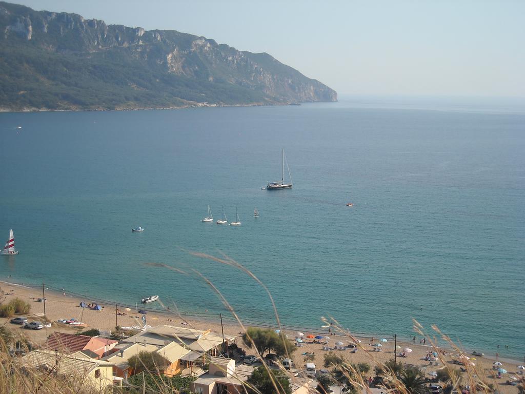Giannis Apartment Agios Georgios Pagon Exterior photo