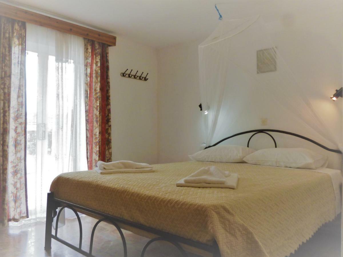 Giannis Apartment Agios Georgios Pagon Exterior photo