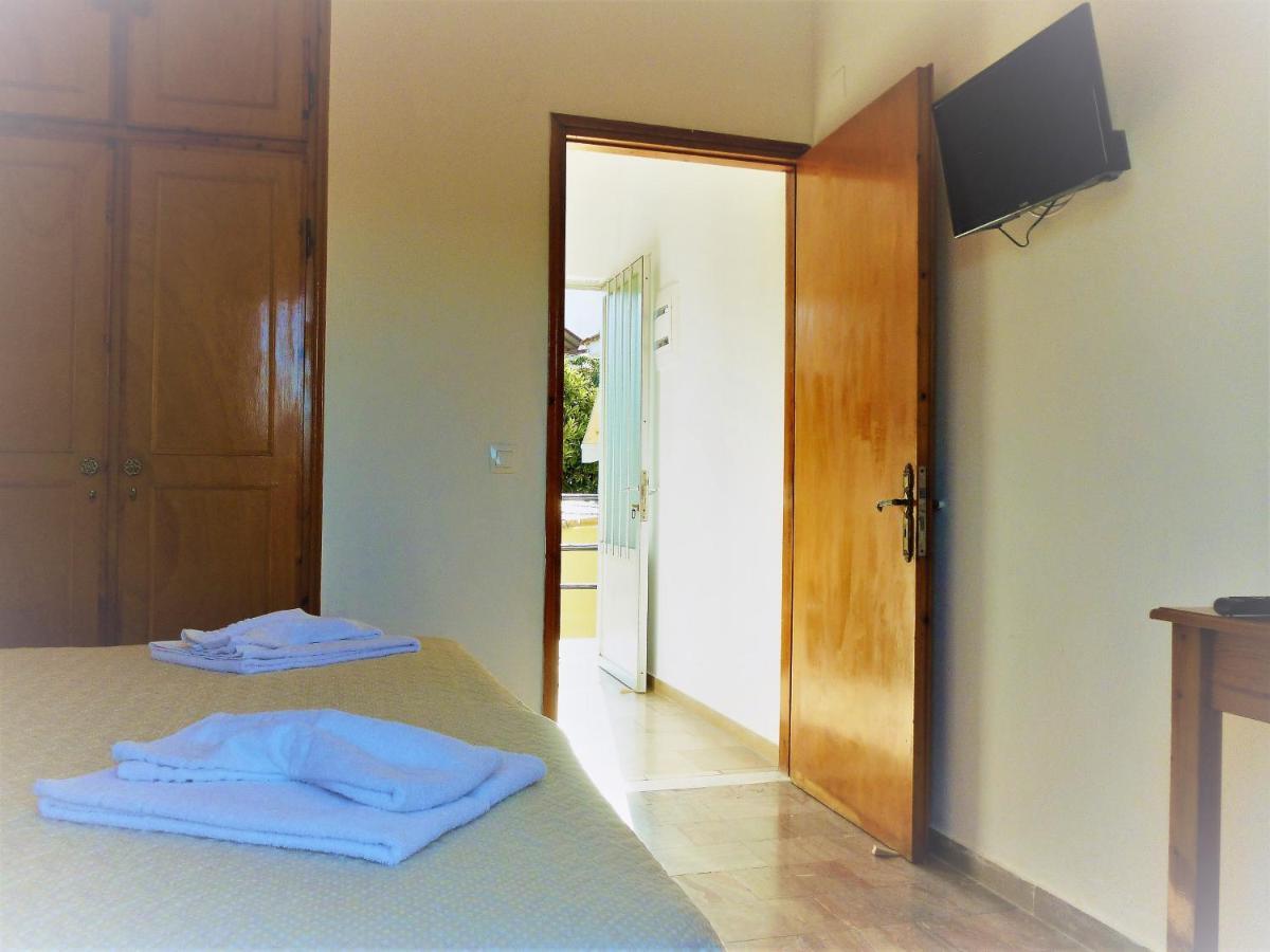 Giannis Apartment Agios Georgios Pagon Exterior photo